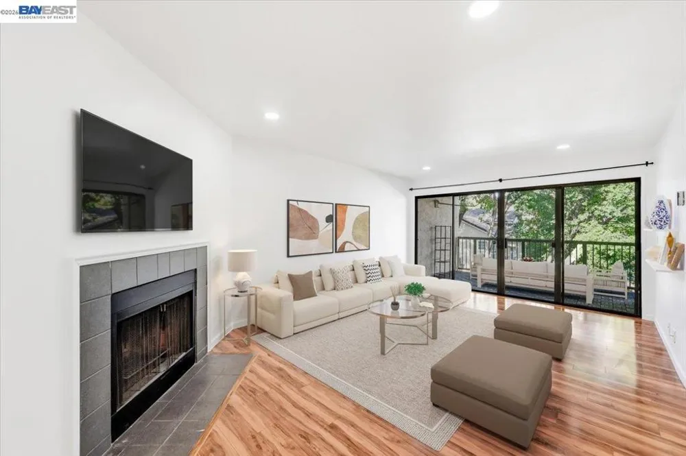 38780 Tyson Ln #207C Fremont, CA 94536