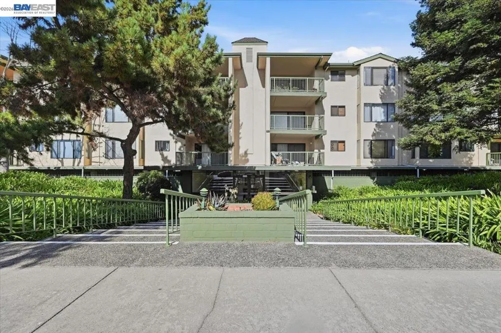 38780 Tyson Ln #207C Fremont, CA 94536