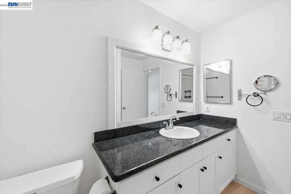 38780 Tyson Ln #207C Fremont, CA 94536