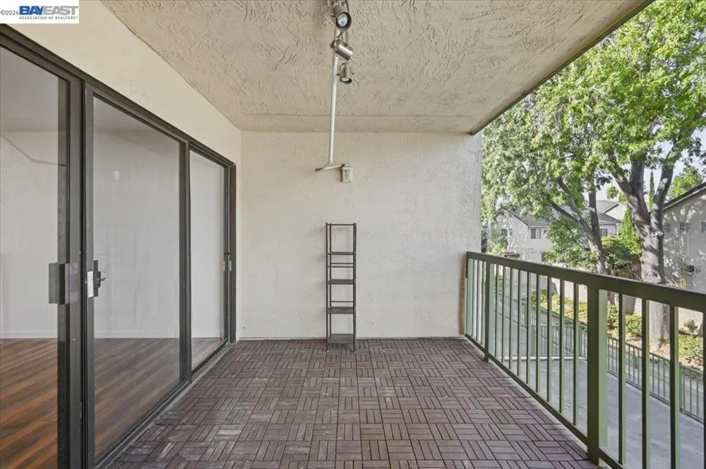 38780 Tyson Ln #207C Fremont, CA 94536