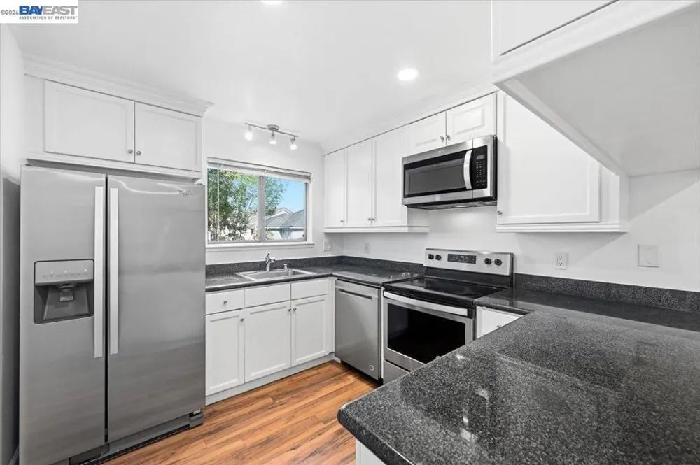38780 Tyson Ln #207C Fremont, CA 94536