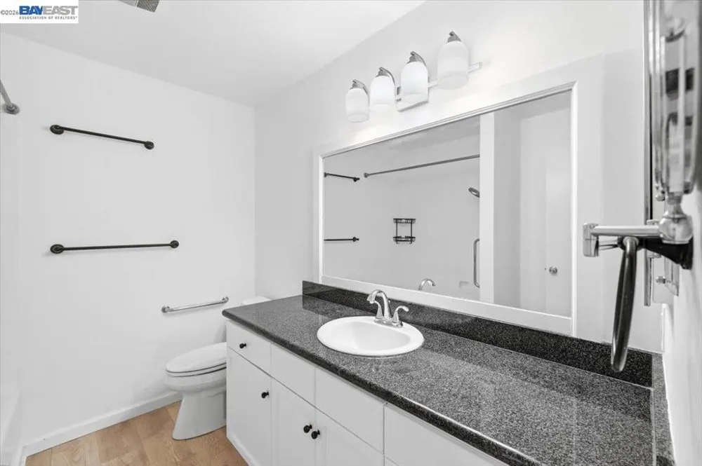 38780 Tyson Ln #207C Fremont, CA 94536