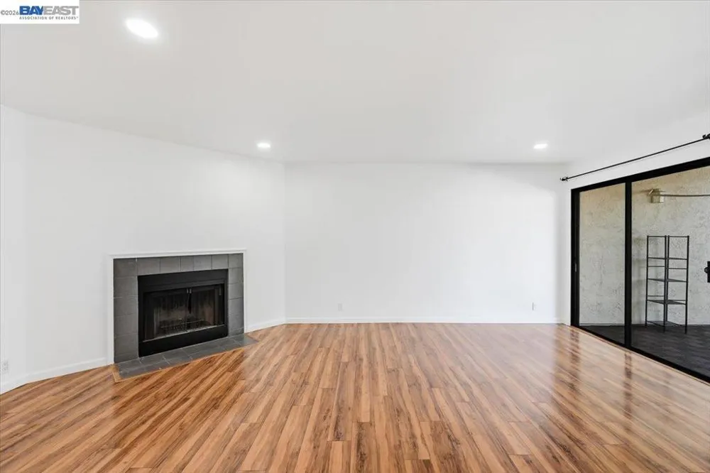 38780 Tyson Ln #207C Fremont, CA 94536