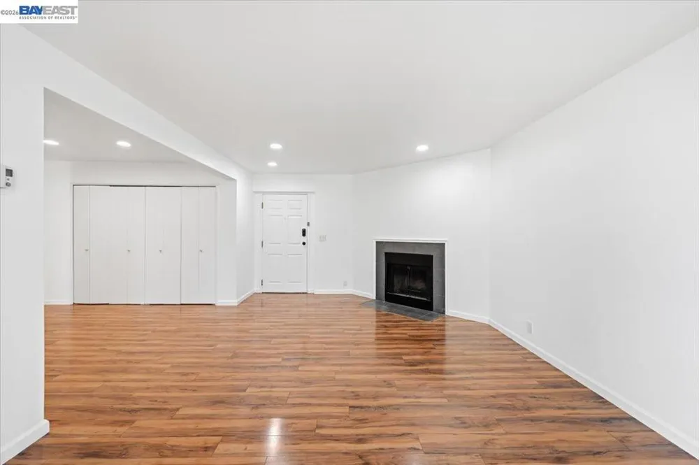 38780 Tyson Ln #207C Fremont, CA 94536