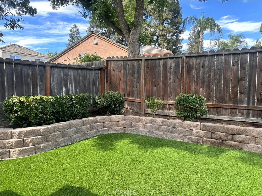 9546 Senator Drive Fresno, CA 93720