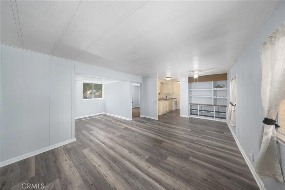 22735 Lukens Lane Perris, CA 92570