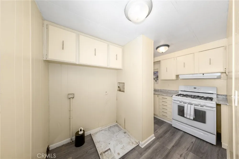22735 Lukens Lane Perris, CA 92570