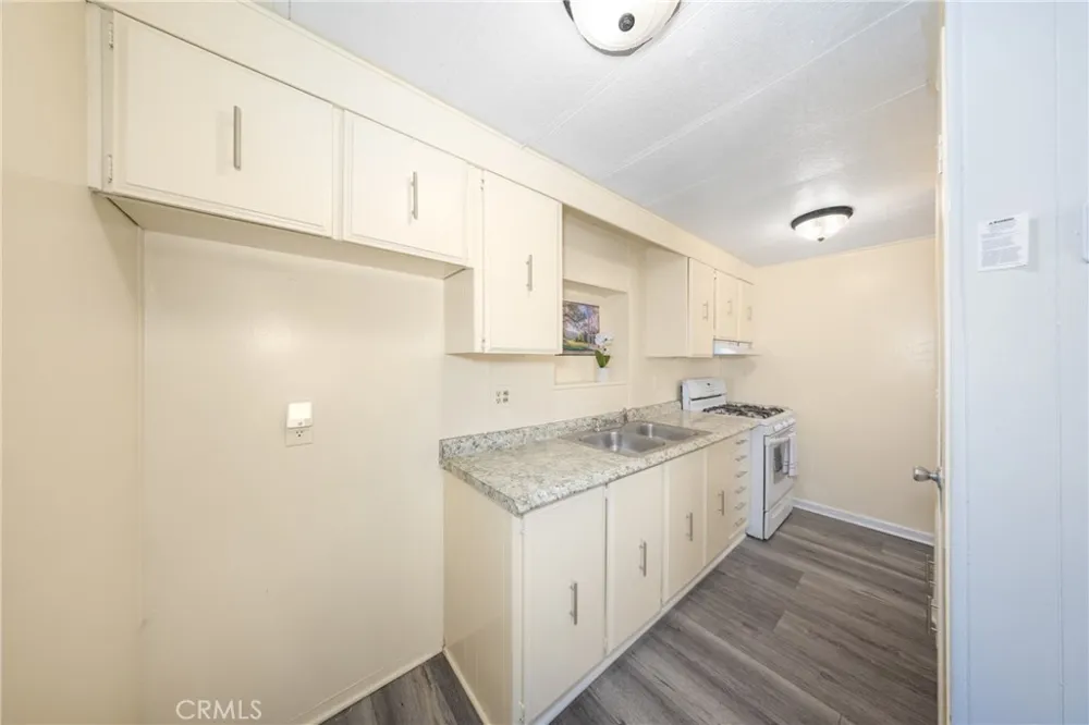 22735 Lukens Lane Perris, CA 92570