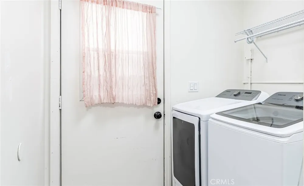 923 Alabama Street Huntington Beach, CA 92648