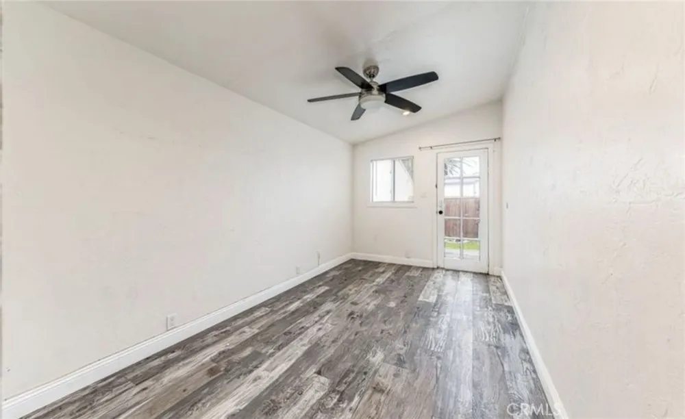 923 Alabama Street Huntington Beach, CA 92648