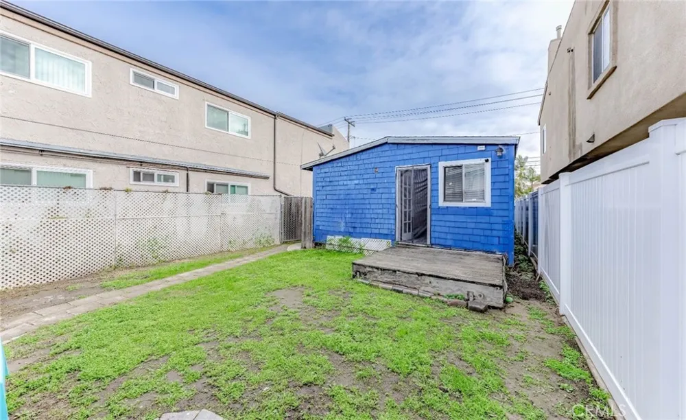 923 Alabama Street Huntington Beach, CA 92648