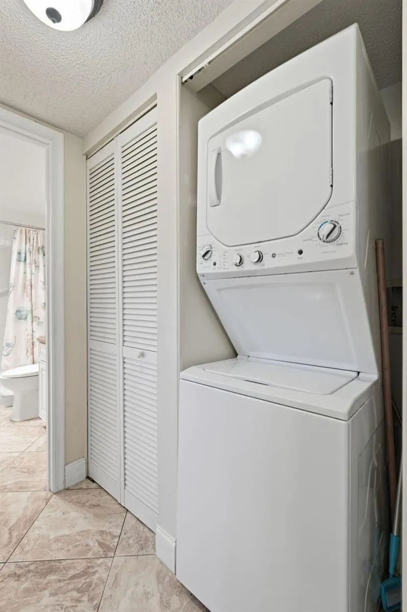 367 S Federal Highway #A209 Deerfield Beach, FL 33441