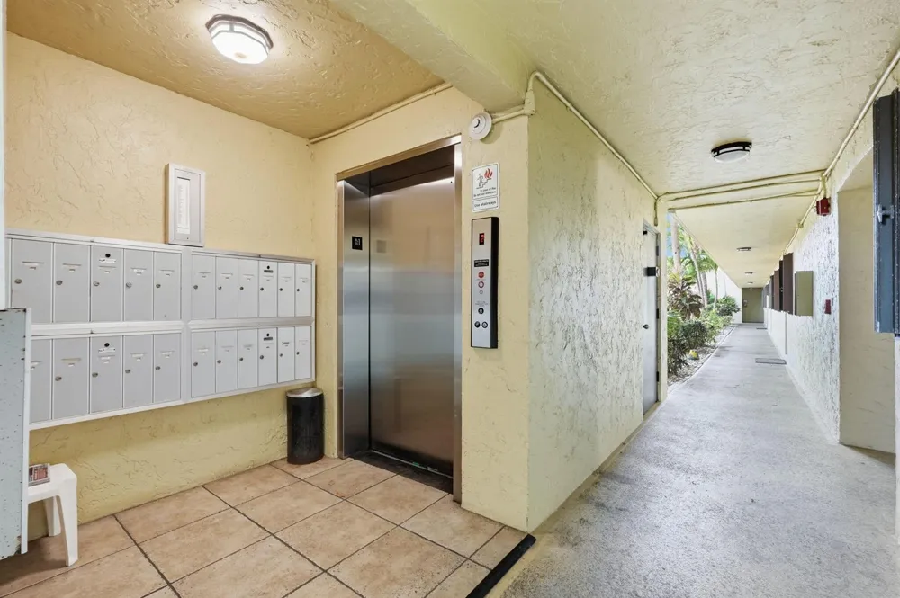 367 S Federal Highway #A209 Deerfield Beach, FL 33441