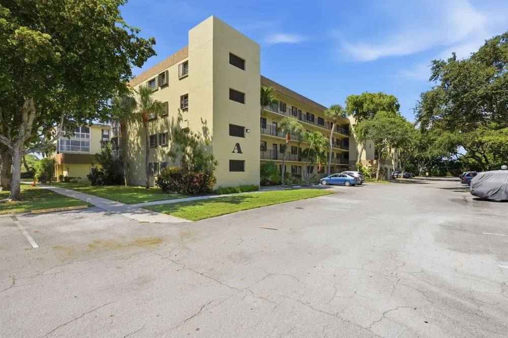 367 S Federal Highway #A209 Deerfield Beach, FL 33441