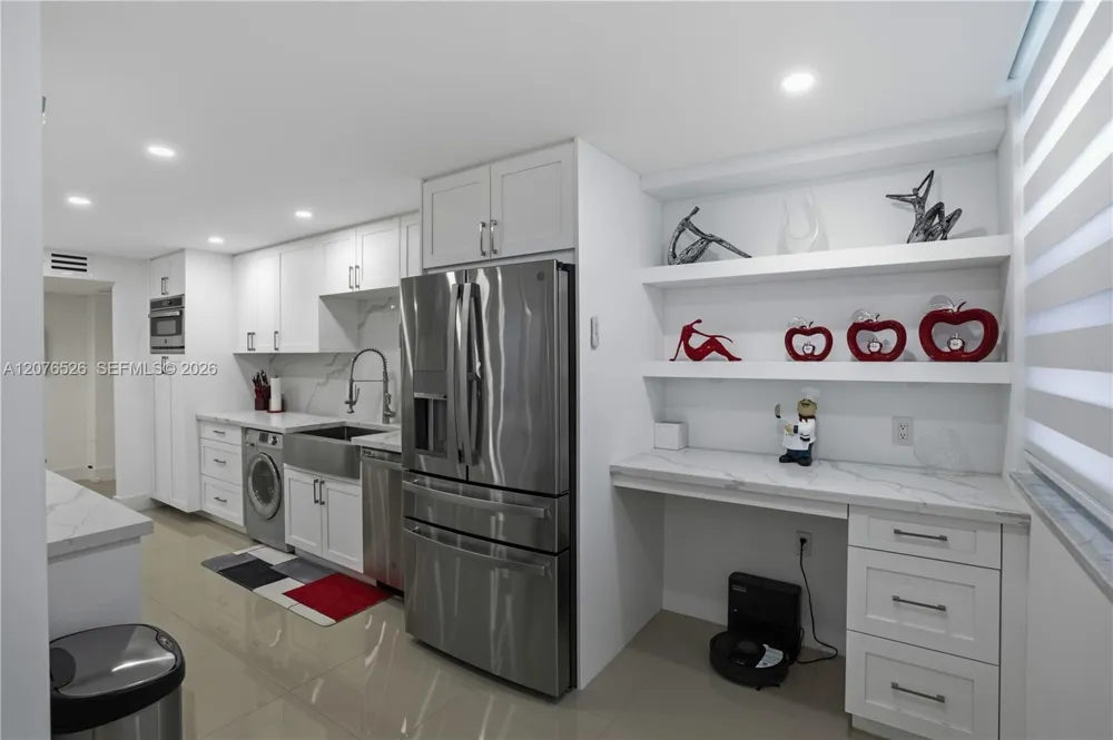 2751 S Ocean Dr #301S Hollywood, FL 33019