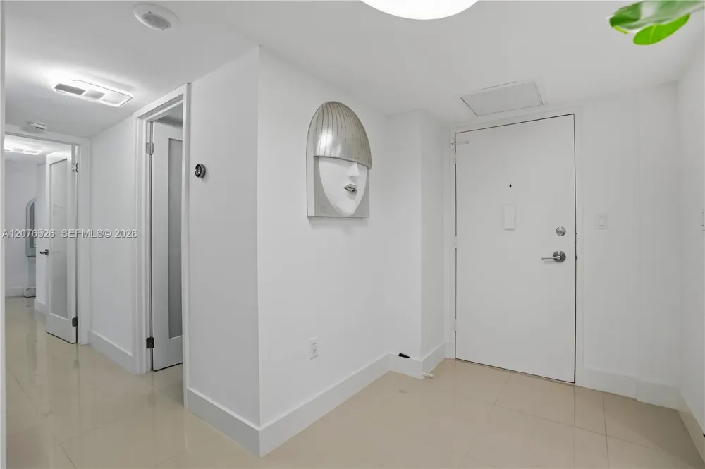 2751 S Ocean Dr #301S Hollywood, FL 33019