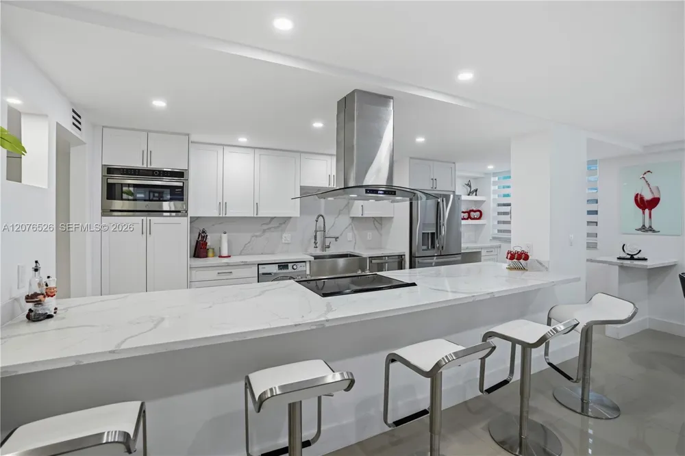 2751 S Ocean Dr #301S Hollywood, FL 33019