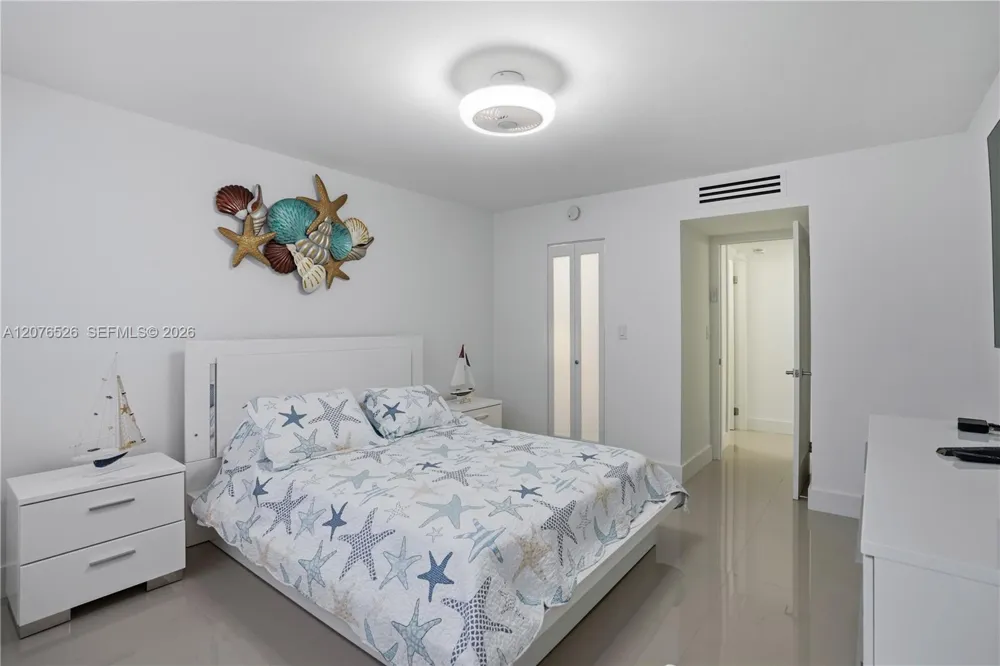 2751 S Ocean Dr #301S Hollywood, FL 33019