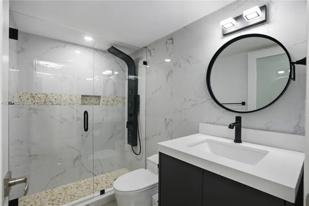 2751 S Ocean Dr #301S Hollywood, FL 33019