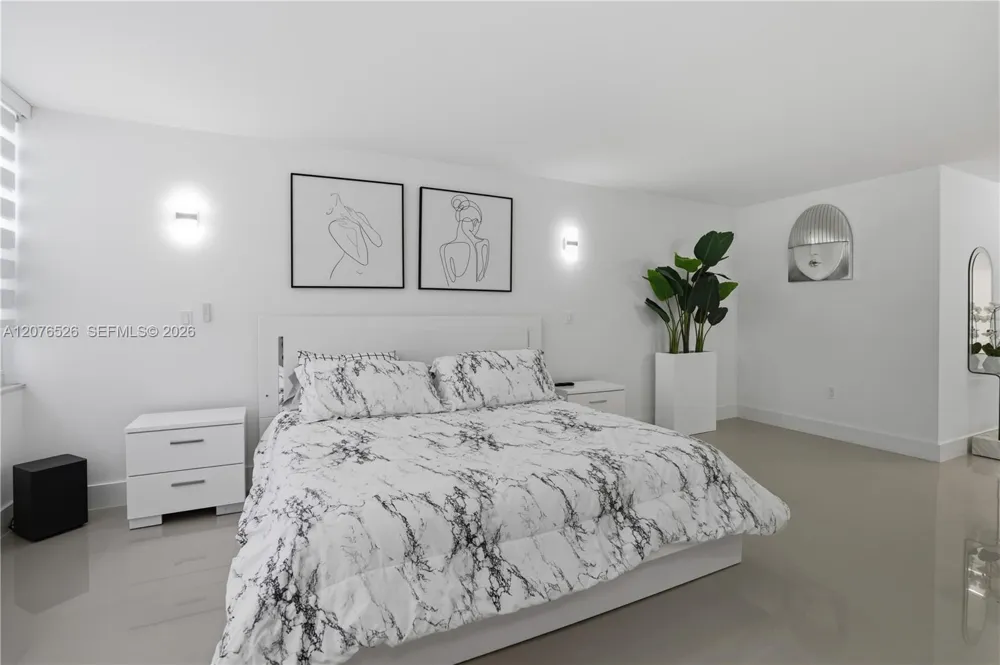 2751 S Ocean Dr #301S Hollywood, FL 33019