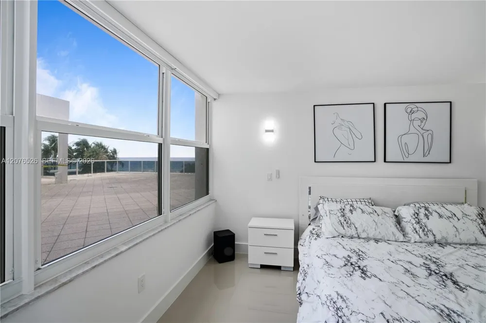 2751 S Ocean Dr #301S Hollywood, FL 33019