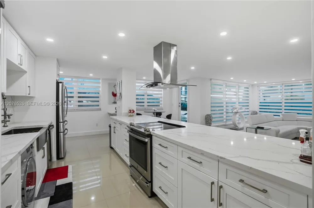 2751 S Ocean Dr #301S Hollywood, FL 33019