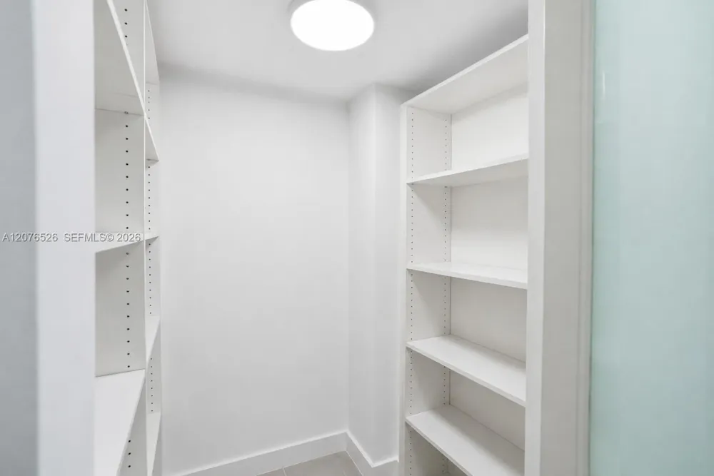 2751 S Ocean Dr #301S Hollywood, FL 33019