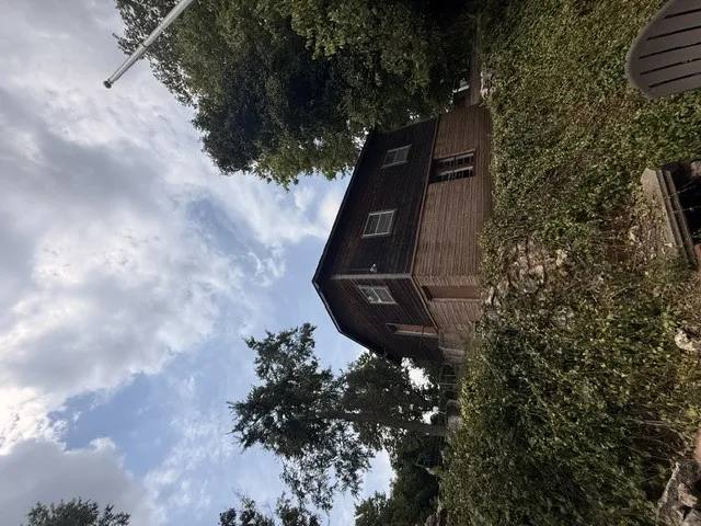25500 S 675 ROAD Wyandotte, OK 74370