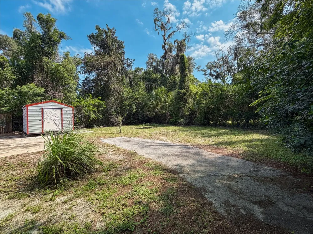 205 NE 9TH STREET Gainesville, FL 32601