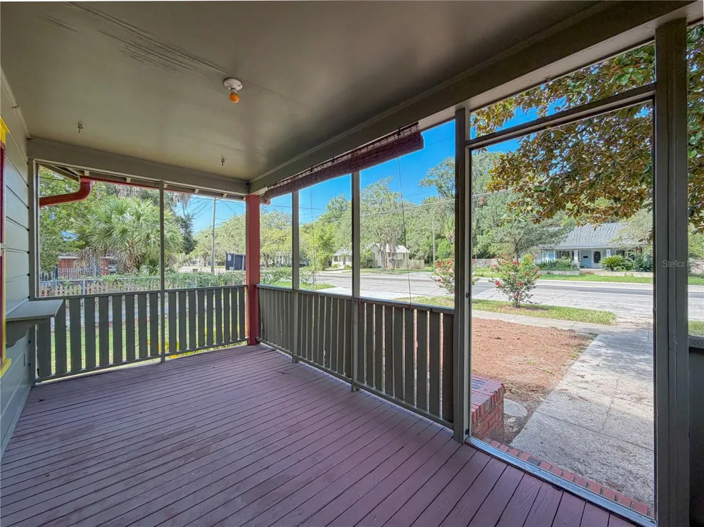 205 NE 9TH STREET Gainesville, FL 32601