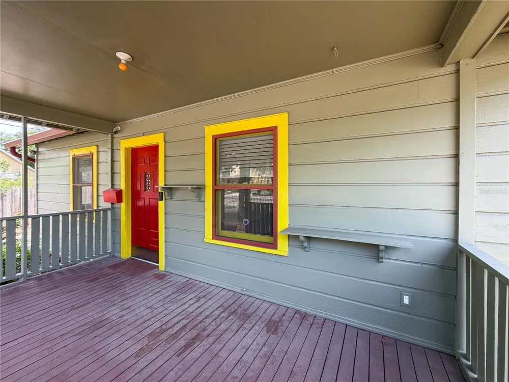 205 NE 9TH STREET Gainesville, FL 32601