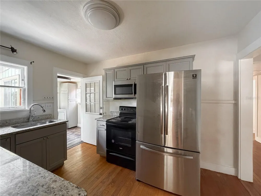 205 NE 9TH STREET Gainesville, FL 32601
