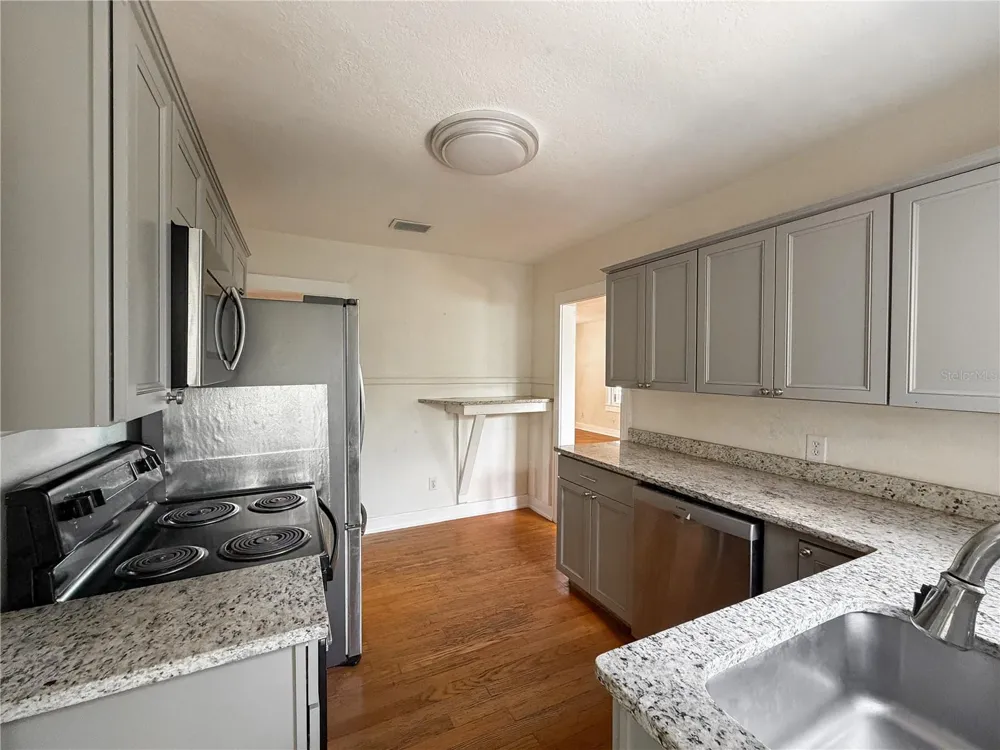 205 NE 9TH STREET Gainesville, FL 32601