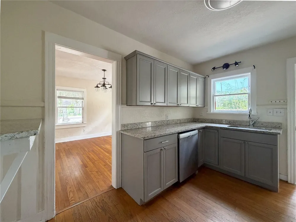 205 NE 9TH STREET Gainesville, FL 32601