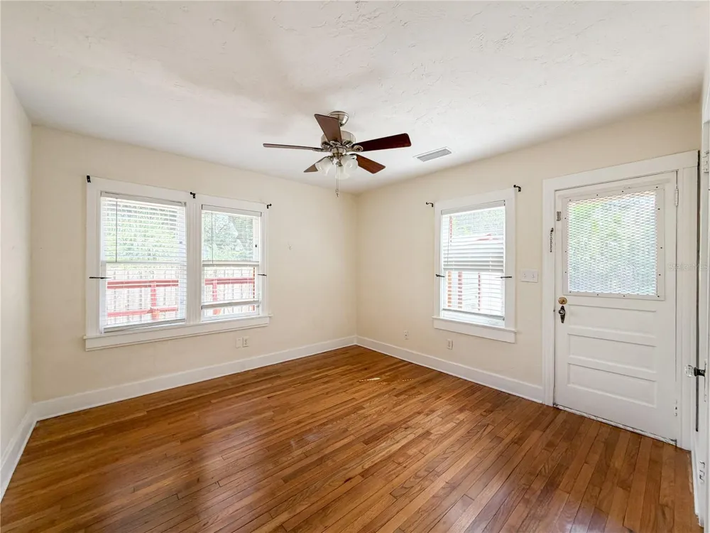 205 NE 9TH STREET Gainesville, FL 32601