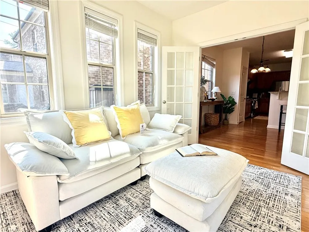 582 Walkers Lane Johns Creek, GA 30097