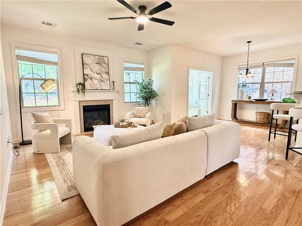 582 Walkers Lane Johns Creek, GA 30097