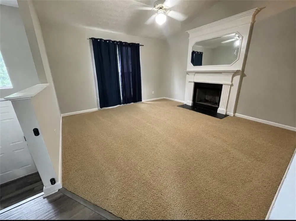 828 Tradd Court Stone Mountain, GA 30087