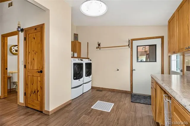 9469 County Road 59 Keenesburg, CO 80643