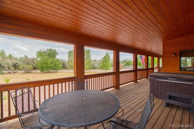 9469 County Road 59 Keenesburg, CO 80643