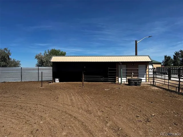 9469 County Road 59 Keenesburg, CO 80643