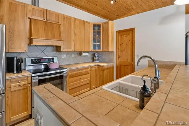 9469 County Road 59 Keenesburg, CO 80643
