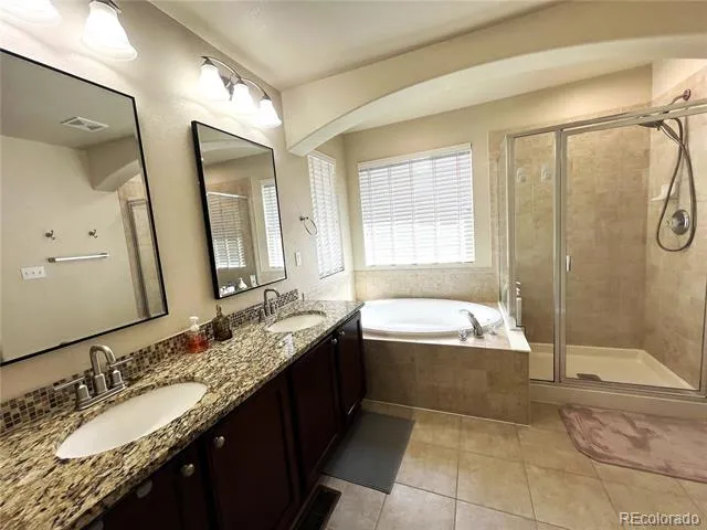 4722 S Picadilly Court Aurora, CO 80015