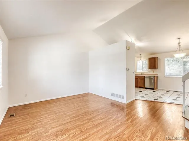 1633 Deerwood Drive Longmont, CO 80504
