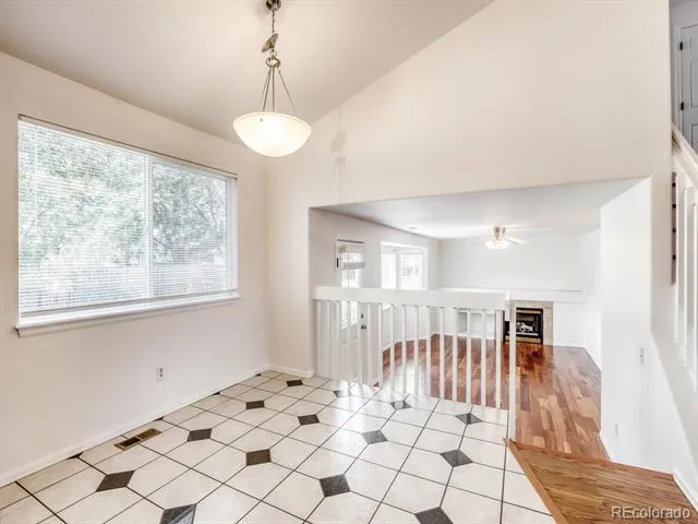 1633 Deerwood Drive Longmont, CO 80504