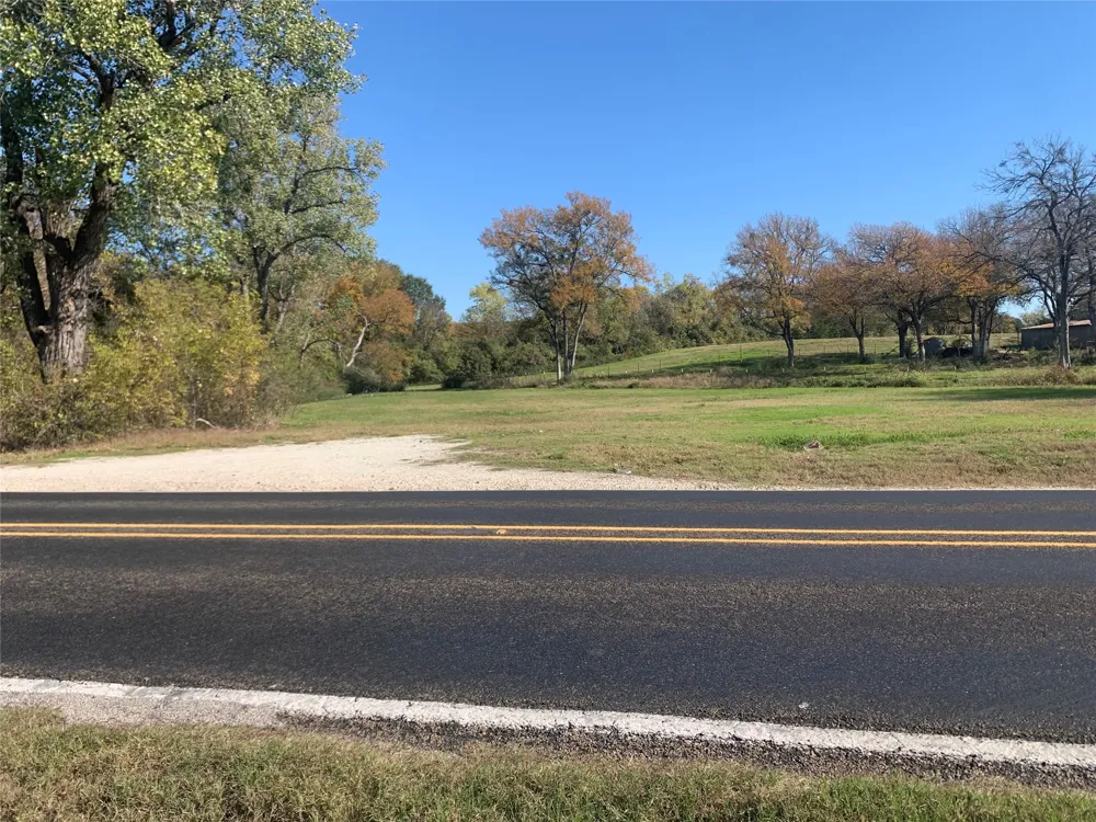 806 Adams Lane Kaufman, TX 75142