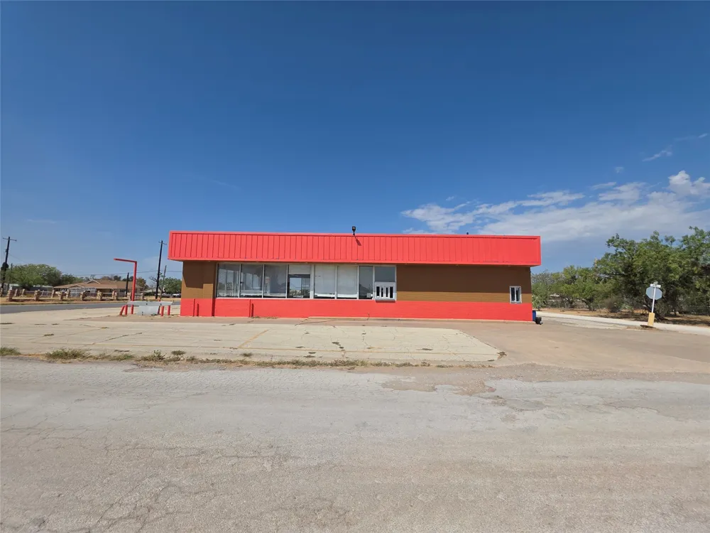 1302 17th Street Anson, TX 79501