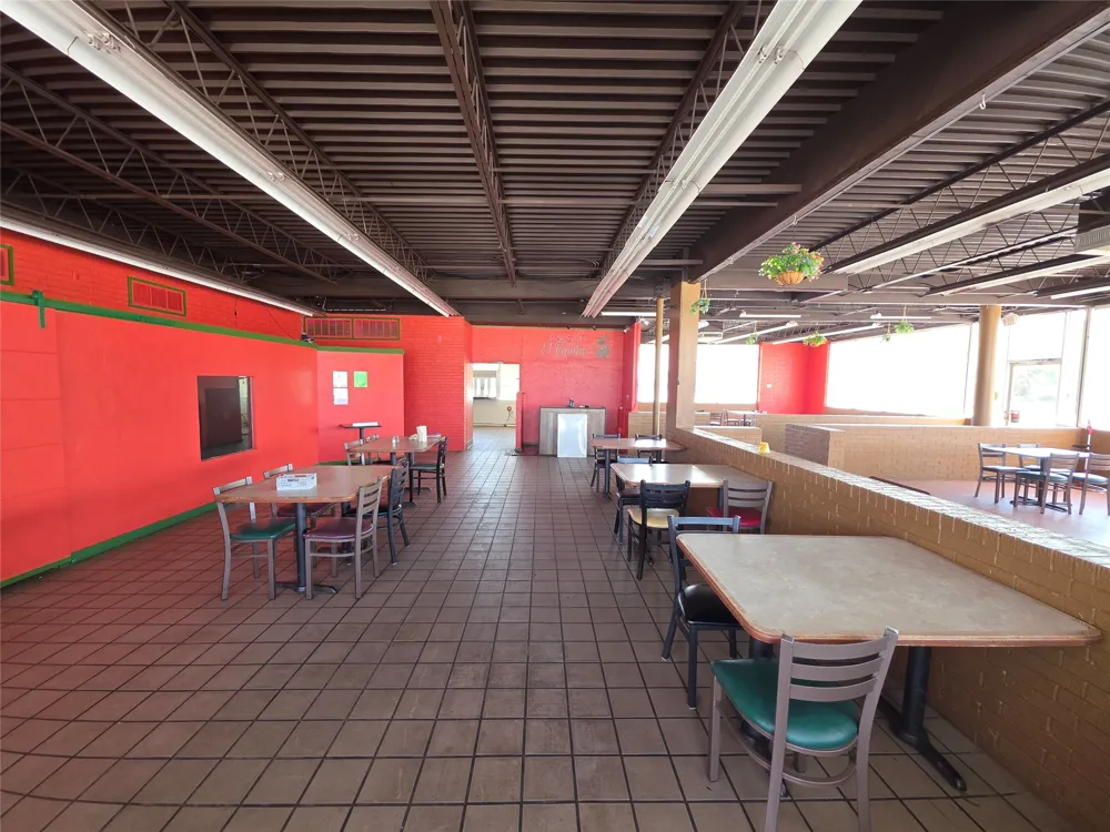 1302 17th Street Anson, TX 79501