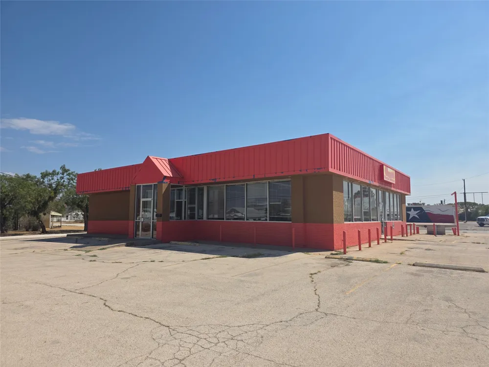 1302 17th Street Anson, TX 79501