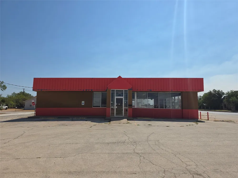 1302 17th Street Anson, TX 79501